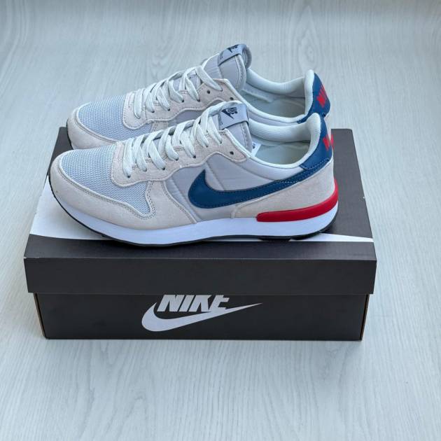 Nike Retro Runner Blanco/Azul/Rojo