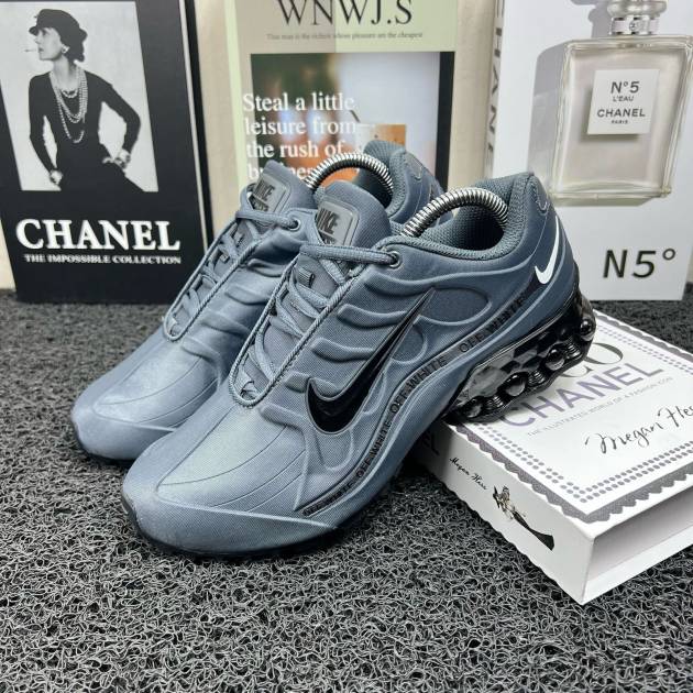 Nike Air Max 720 Bubble Pack Summit White