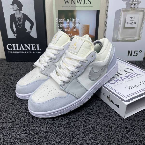 Nike jordan retro 1 paris