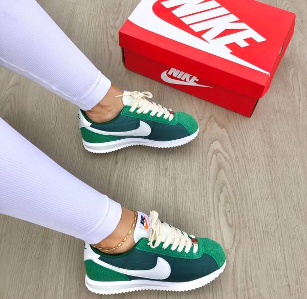 Nike Cortez Café/Blanco - Image 2