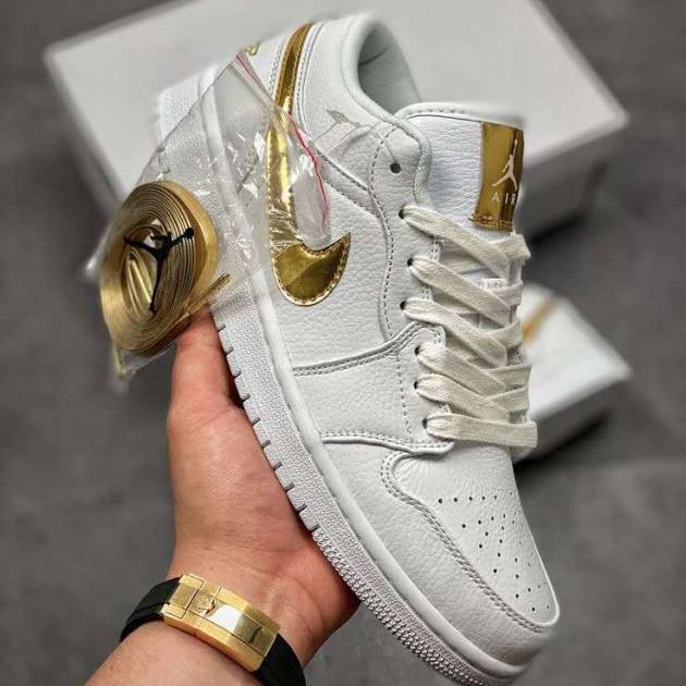 Air Jordan 1 Low White Gold