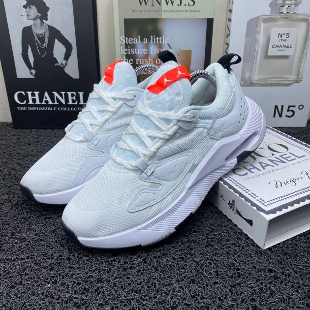 Jordan Delta 3 Low – White/Orange