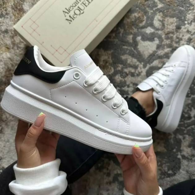 Alexander McQueen Oversized Sneaker – White/Black